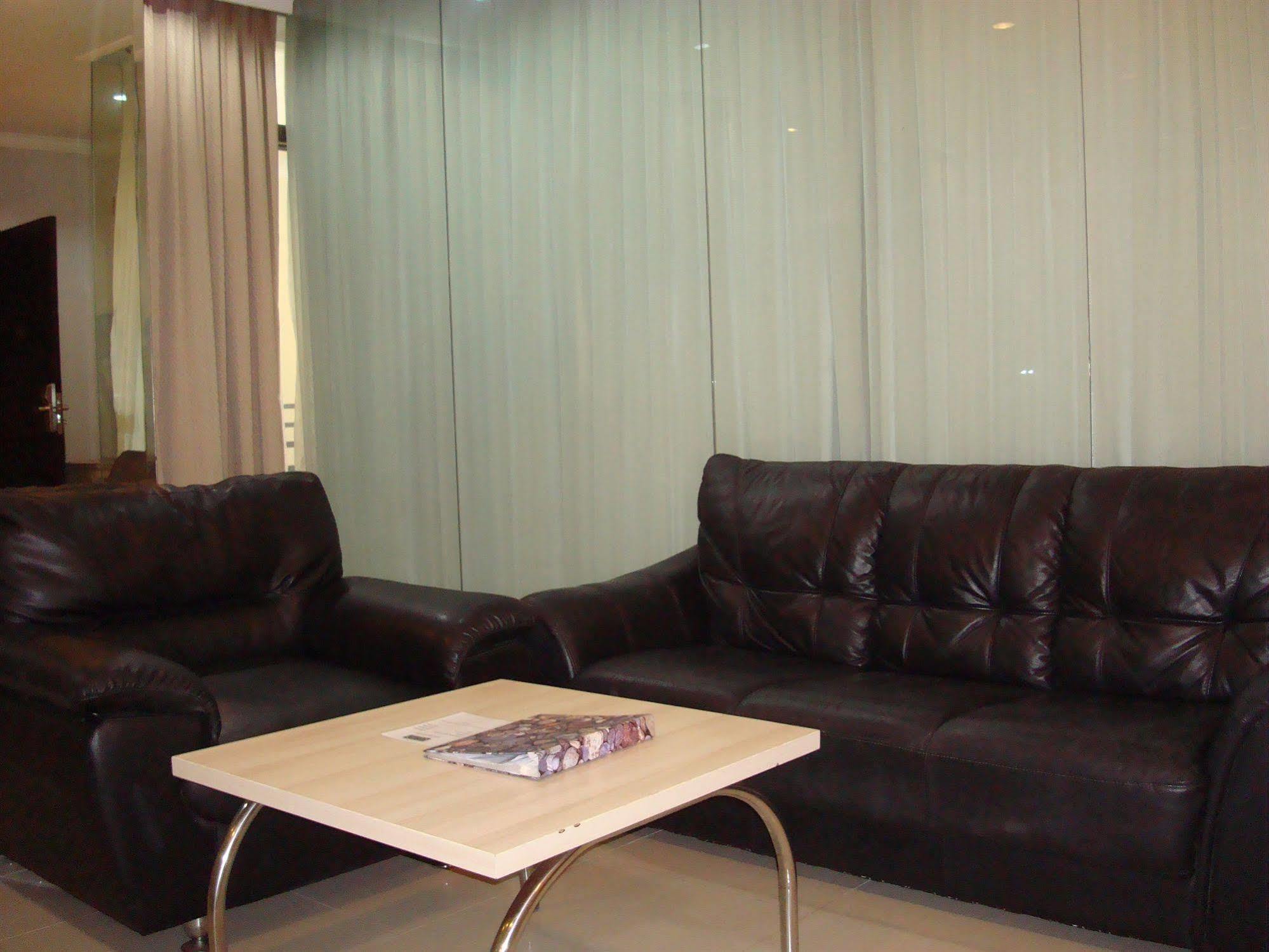 Ap Suite Apartment Kuta  Ngoại thất bức ảnh