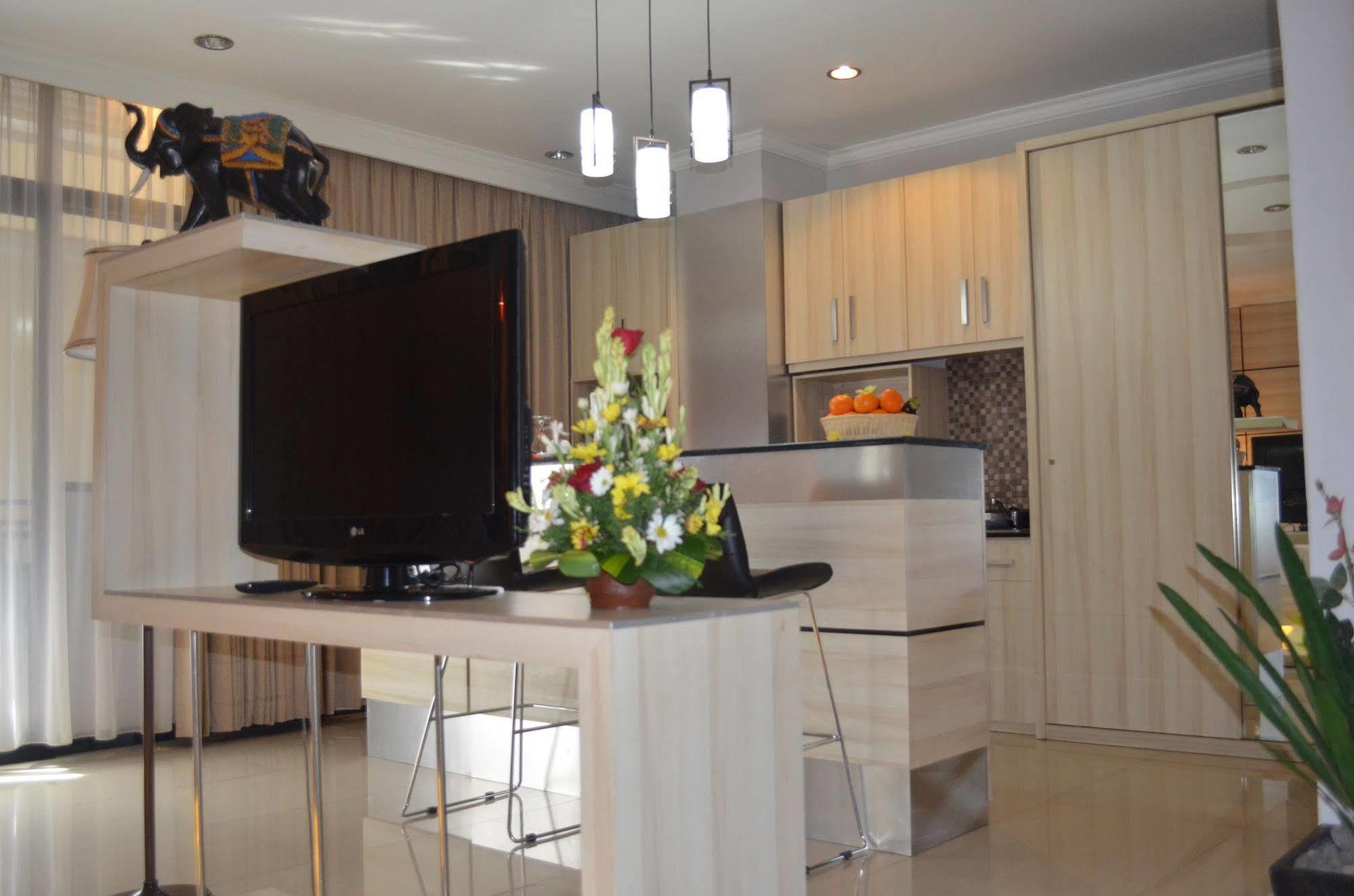Ap Suite Apartment Kuta  Ngoại thất bức ảnh